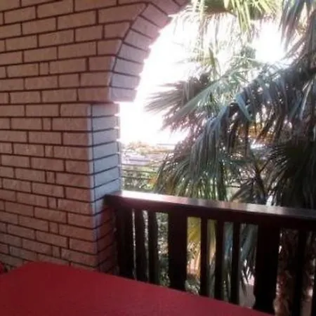 Grosse In Novigrad Mit Schoenem Garten By Interhome * Novigrad Istria
